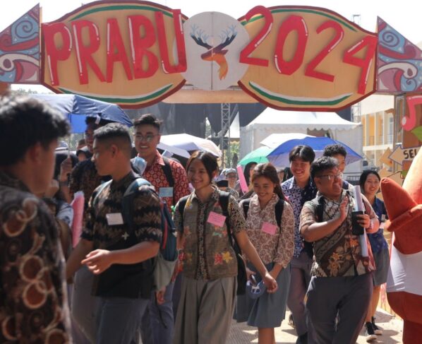 Gambar persiapan student festival Prabu 2024 (Sumber: Fotografi Warta Kema)