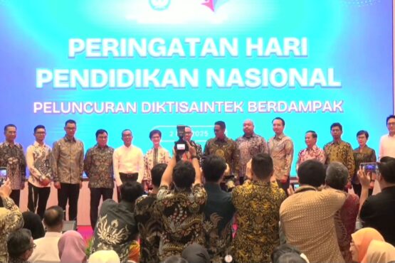 Peluncuran Diktisaintek Berdampak oleh Kementerian Pendidikan Tinggi, Sains, dan Teknologi (Sumber: Kanal YouTube Kemendiktisaintek)