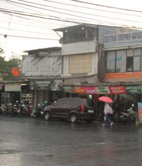 Kondisi Jalan Winaya Mukti setelah diperbaiki (Foto: Razan Jayaputra Partadinata)